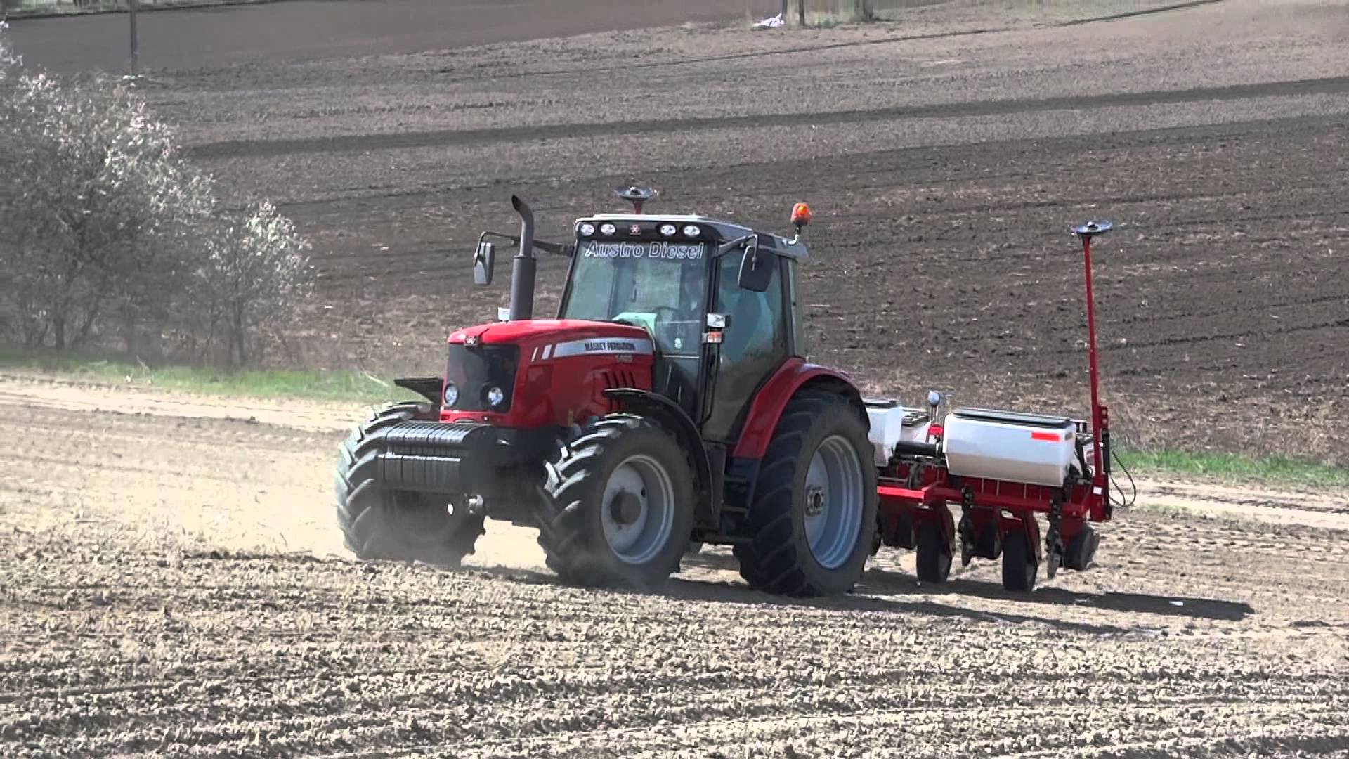 MF555 працює «на п’ятірку»