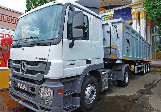 Actros 2041 (408 л.с./300 кВт)