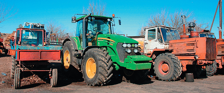 Трактор John Deere 7830