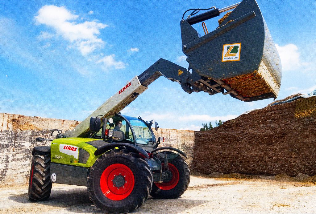 Scorpion 6030 CP: вилы с гидроножом-отсекателем для выкусывания слежавшейся растительной массы