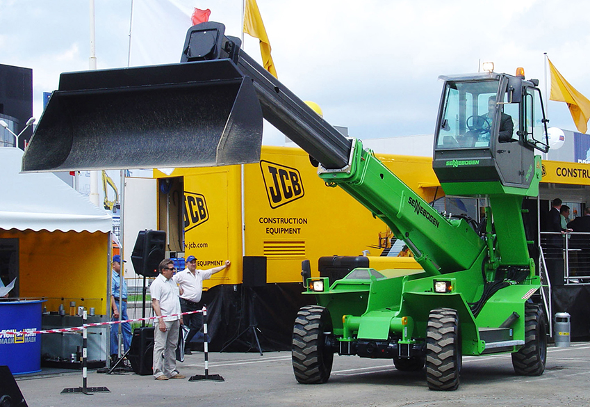 Телепогрузчик Sennebogen Multihandler 305 C с поднимающейся кабиной